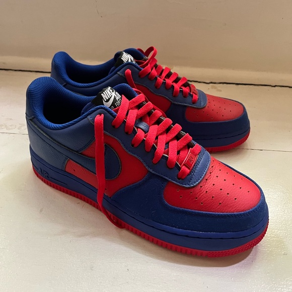 Custom Nike Airs size 8M.  Never worn - Picture 1 of 5